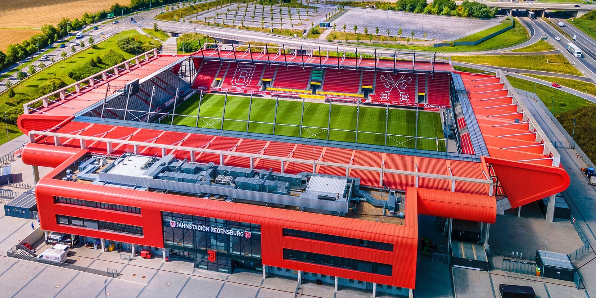 JAHNSTADION REGENSBURG