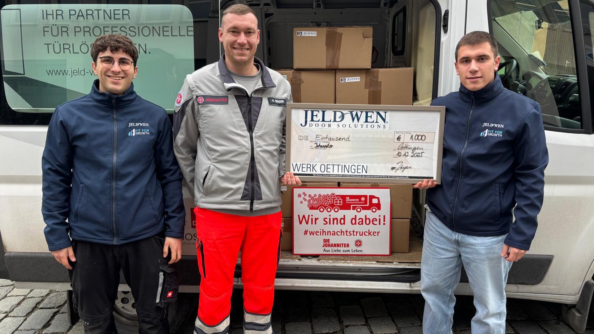 Spendenaktion „Johanniter-Weihnachtstrucker“ – initiiert von den JELD-WEN-Azubis